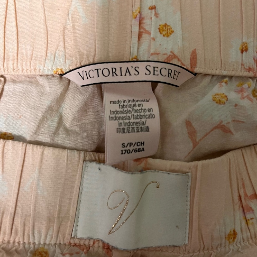 Victoria's Secret Peach Floral Pajamas